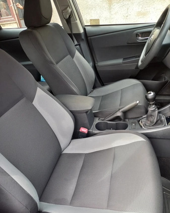 Toyota Auris cena 36500 przebieg: 226000, rok produkcji 2015 z Bytom Odrzański małe 92
